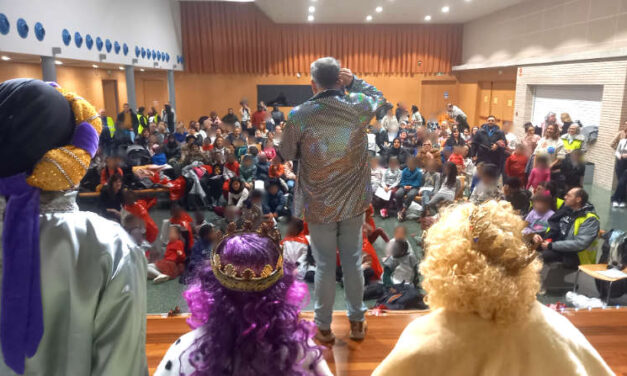 Cabalgata de reyes y reinas magas 2025 en Oliver 2025