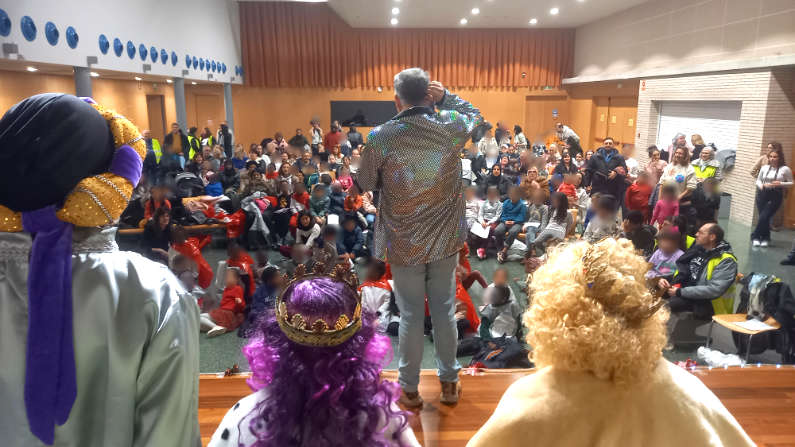 Cabalgata de reyes y reinas magas 2025 en Oliver 2025