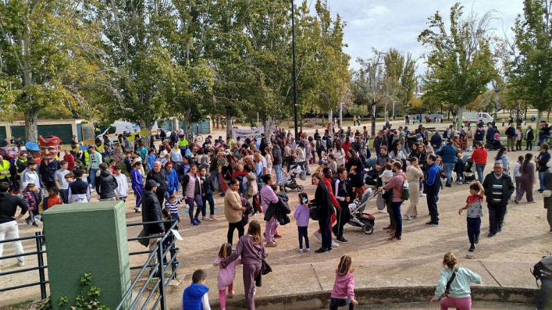 Fiesta de Otoño 2025 – Castañada en el Parque Oliver